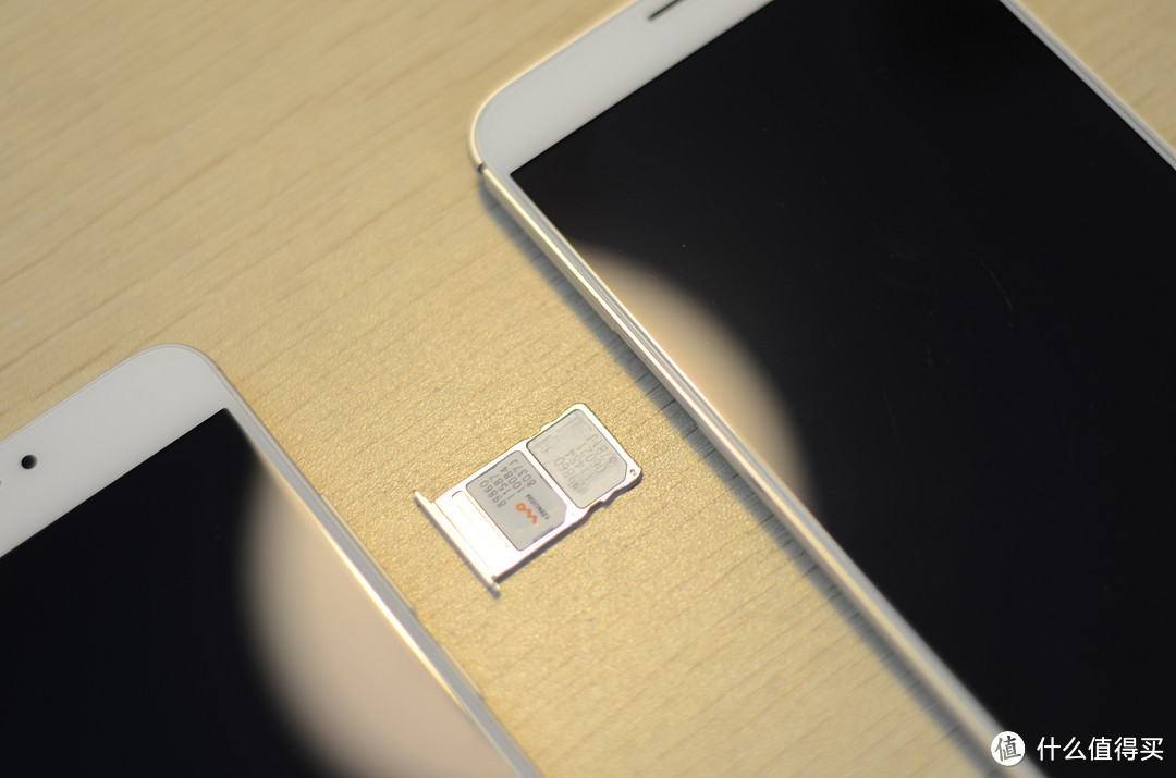 #本站首晒# 谁说旗舰机才有2.5D?MEIZU 魅族 魅蓝 Note3 银白色 开箱