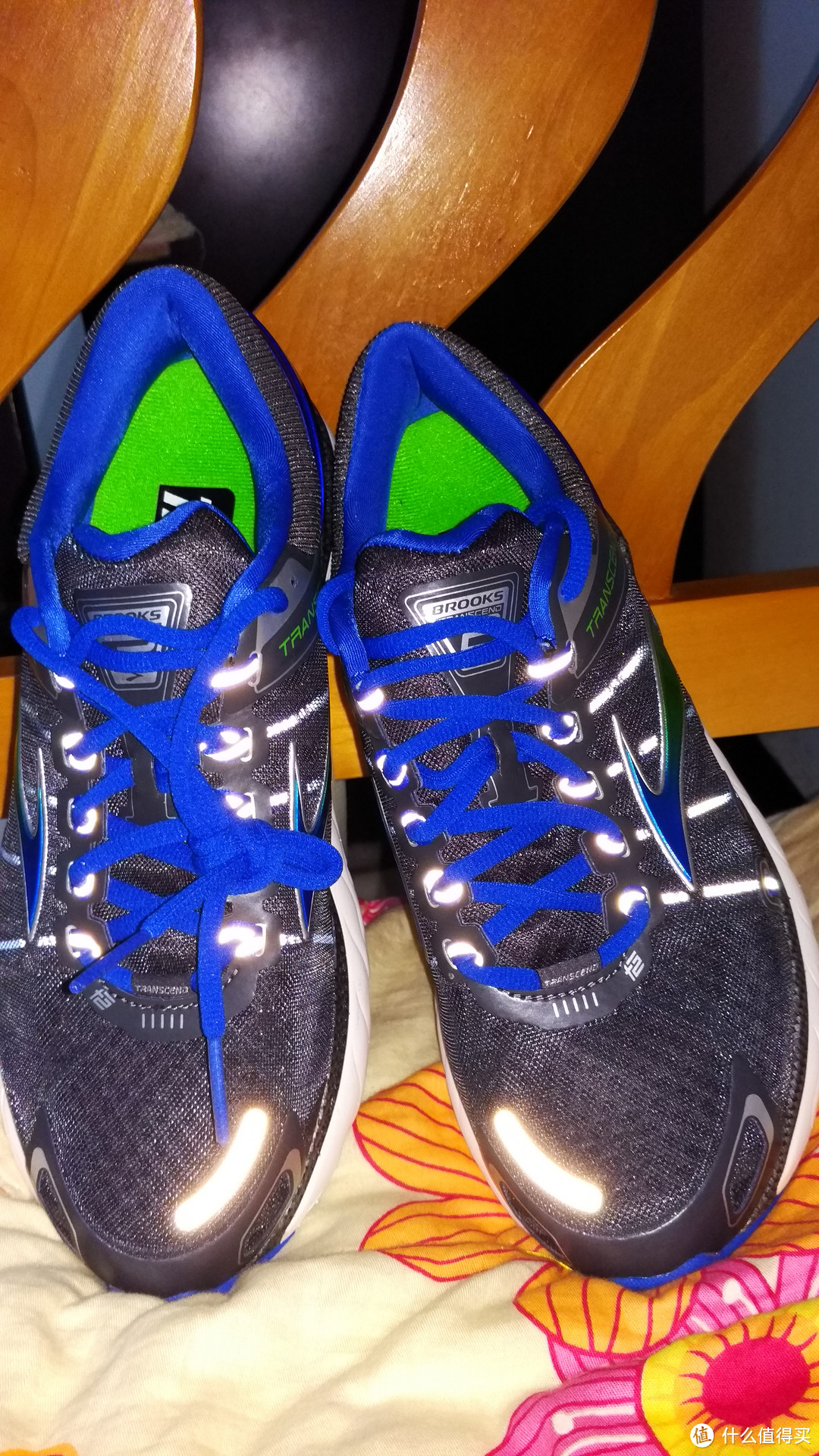 Brooks 布鲁克斯 transcend2 跑鞋 红蓝 两双（多图）