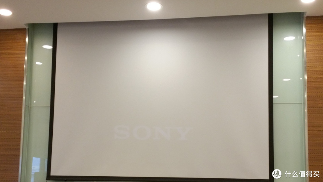 不带投影的移动电源都素耍榴芒：Sony 索尼 MP-CL1 便携式投影仪