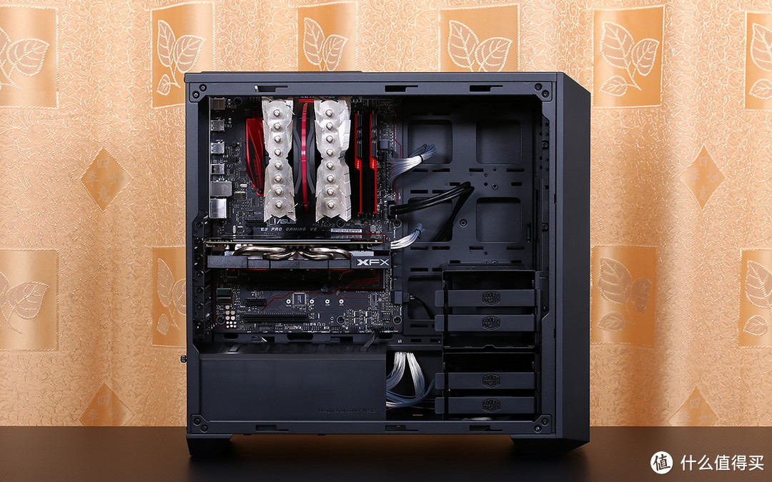 另类游戏主板,华硕 E3 PRO GAMING V5 主板评测