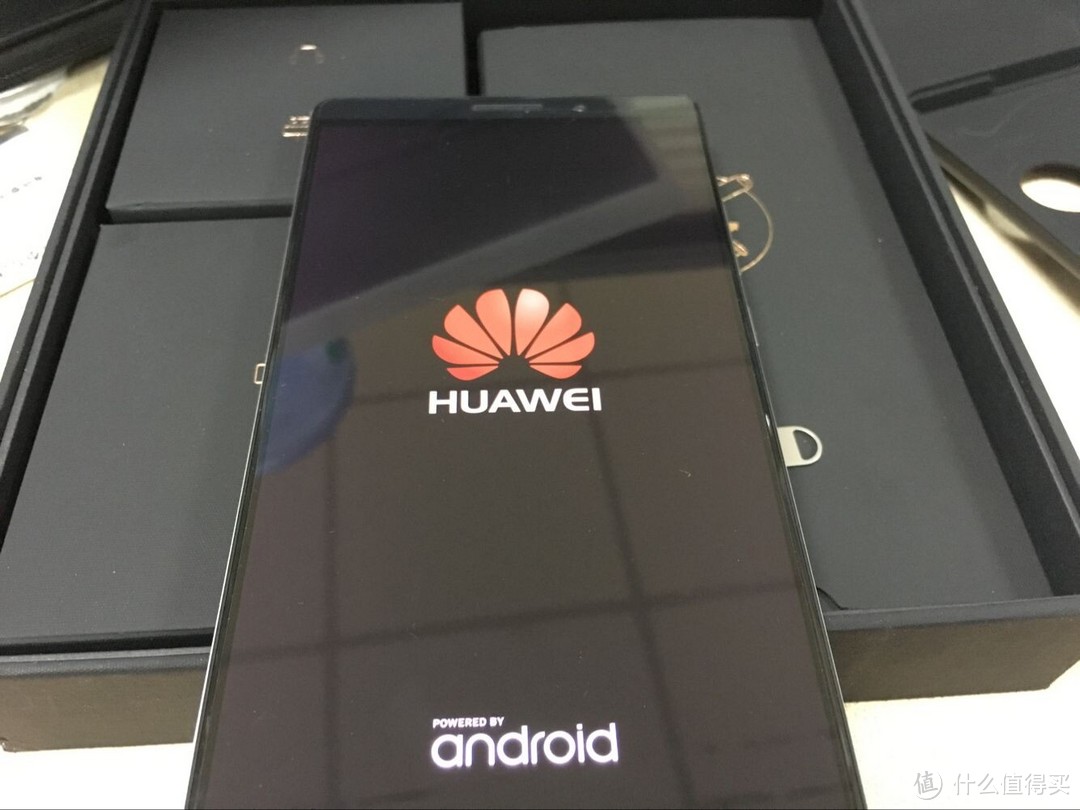 HUAWEI 华为 Mate 8 32G智能手机 全网最低价 购机实测 感觉屌屌的！