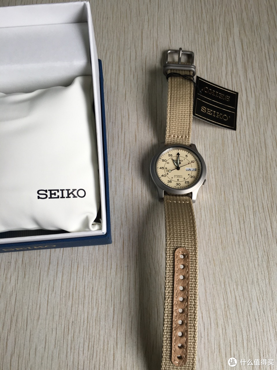 我的第一单转运：Seiko 精工5号 SNK803 机械腕表