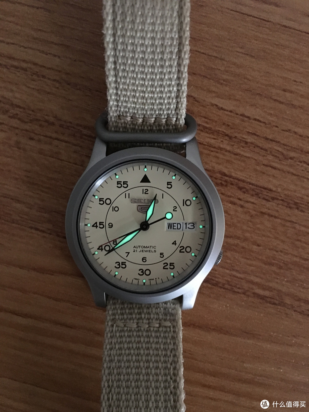 我的第一单转运:Seiko 精工5号 SNK803 机械腕表