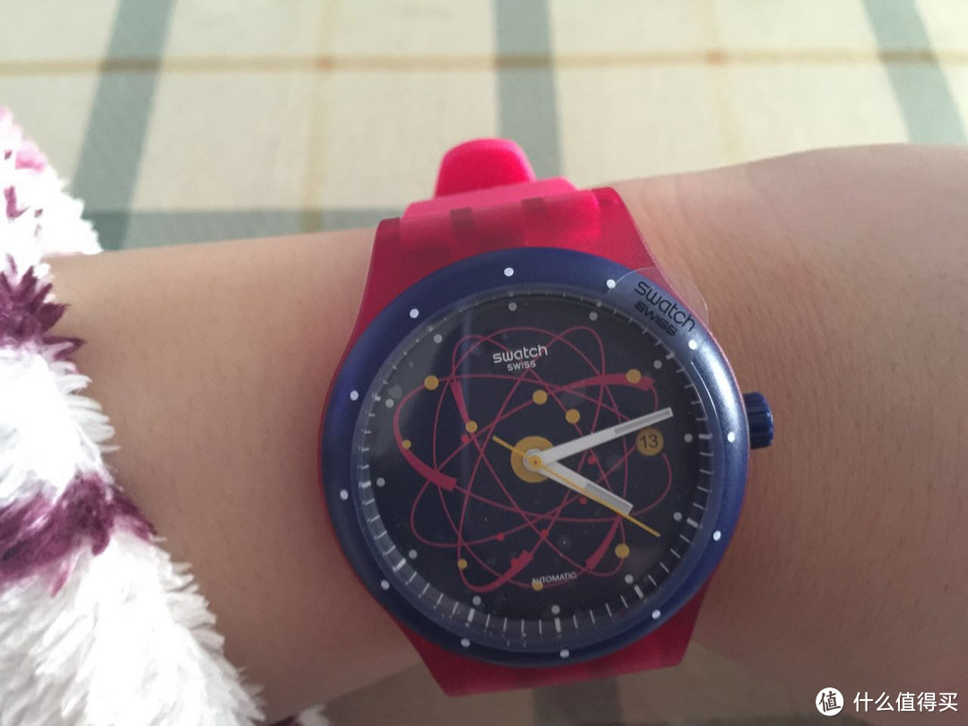 愿时刻在你身边——Swatch 斯沃琪 装置51系列机械手表