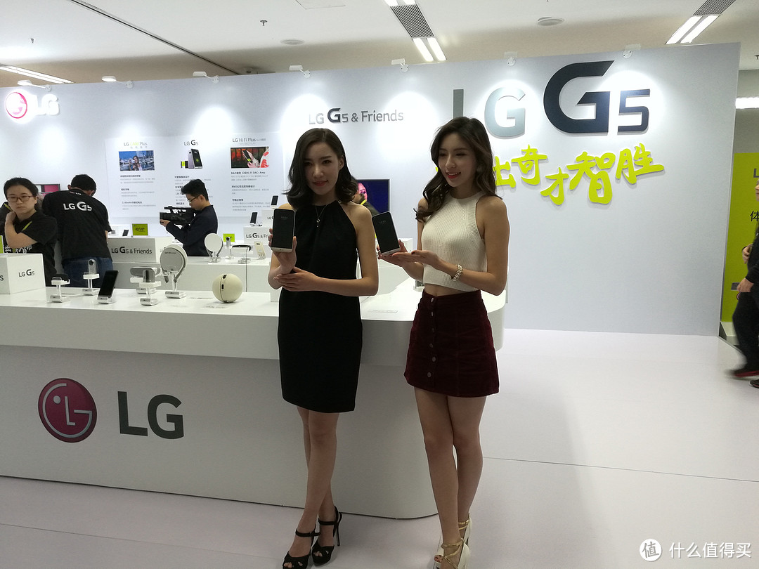 LG HBS-500 蓝牙颈带式耳机 开箱（兼谈LG G5的简单体验）