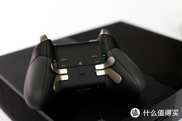 我的第一台游戏机 - Microsoft 微软 Xbox One Elite 1To 精英版