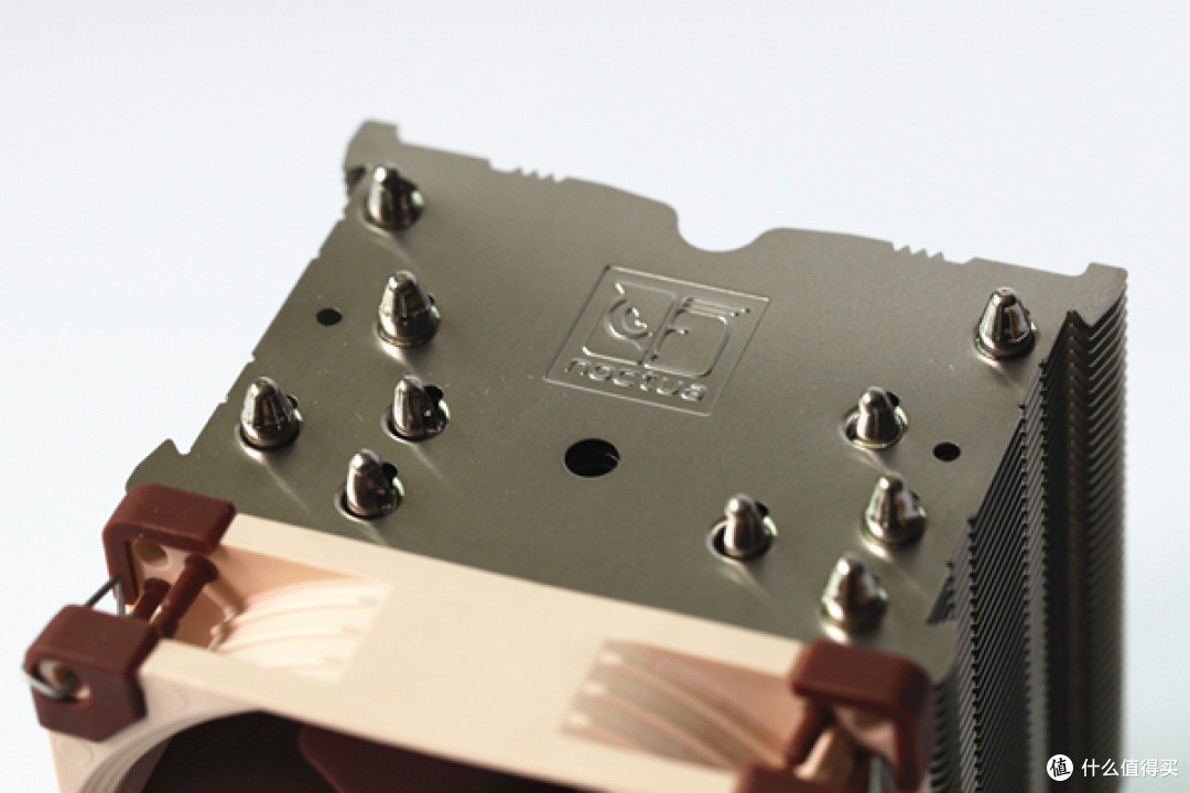 小巧而又强大 - NOCTUA 猫头鹰 NH-U9S 多平台 CPU散热器
