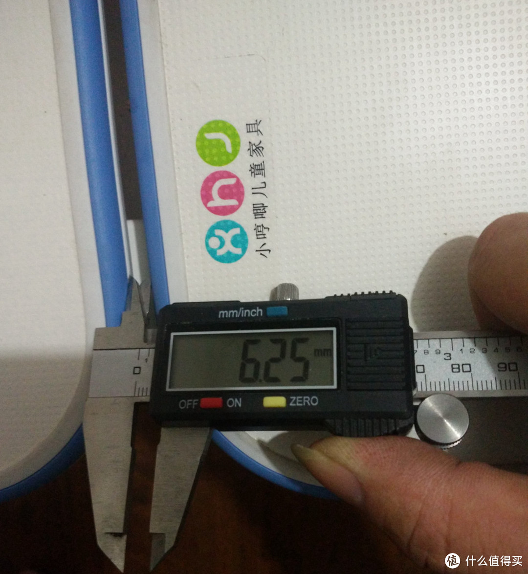 让人满意的--小哼唧 XHJZ6001 儿童学习桌椅套装众测体验（多图预警）