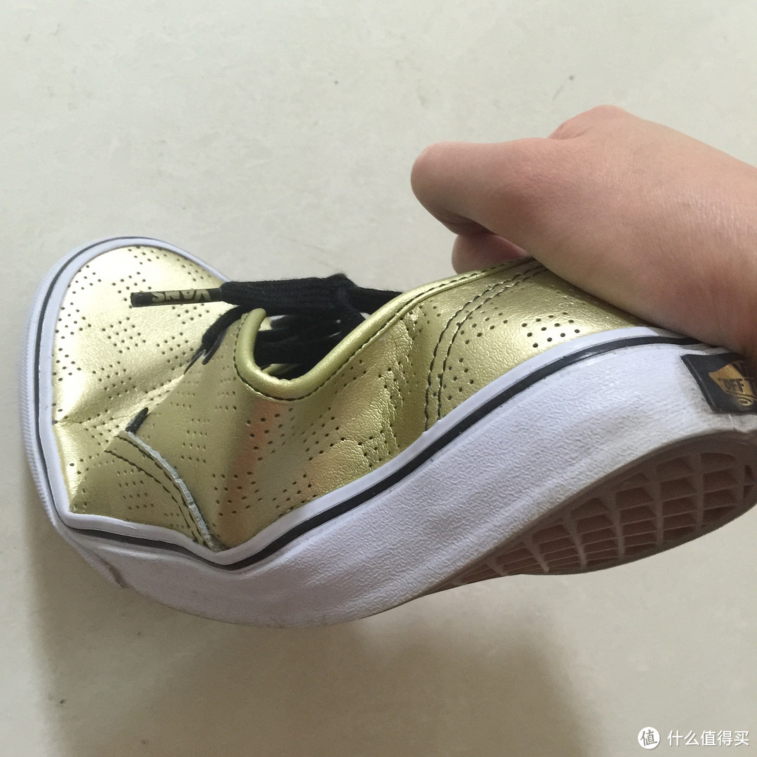 Vans 50 周年限量款 范斯休闲鞋 黑金纪念系列之小骚金(附真人兽)