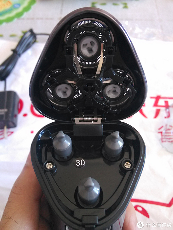 flyco 飞科 fs372 低端电动剃须刀开箱初评