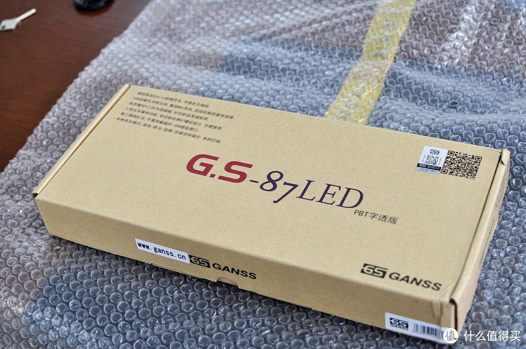 谁言国货颓：GANSS G.S-87LED 背光机械键盘开箱测评