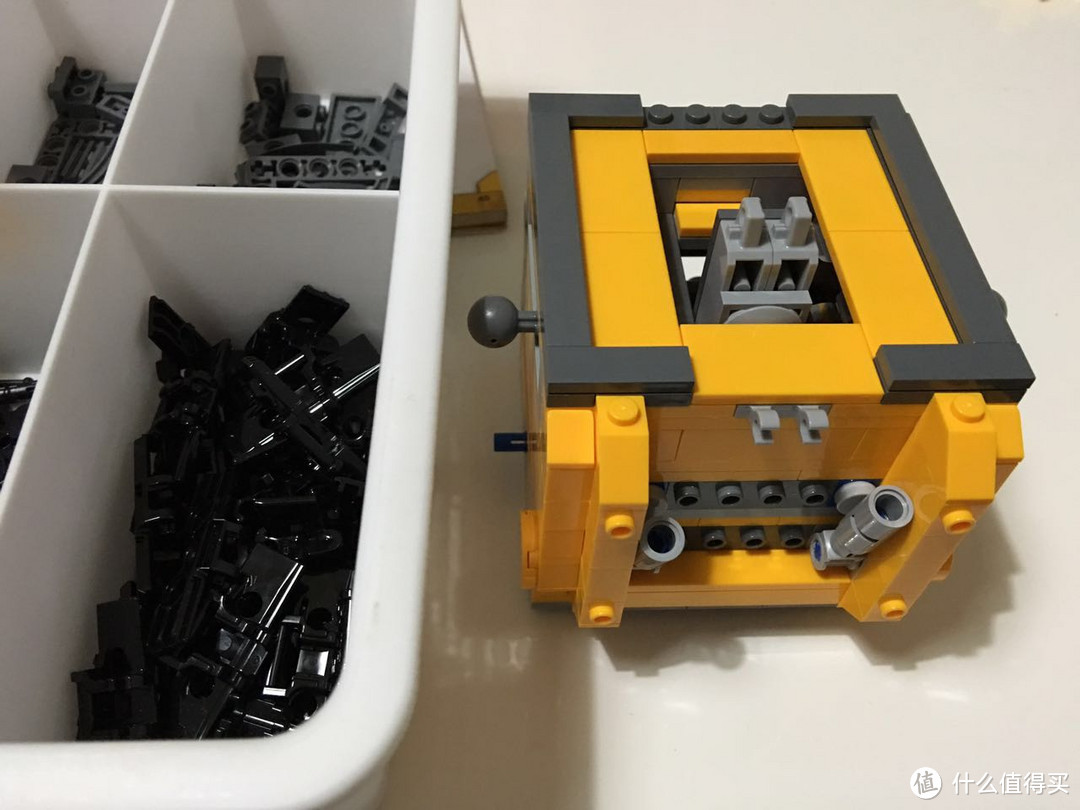 "乐高+瓦力"不可抗拒的买买买组合：LEGO21303 IDEAS系列 机器人瓦力