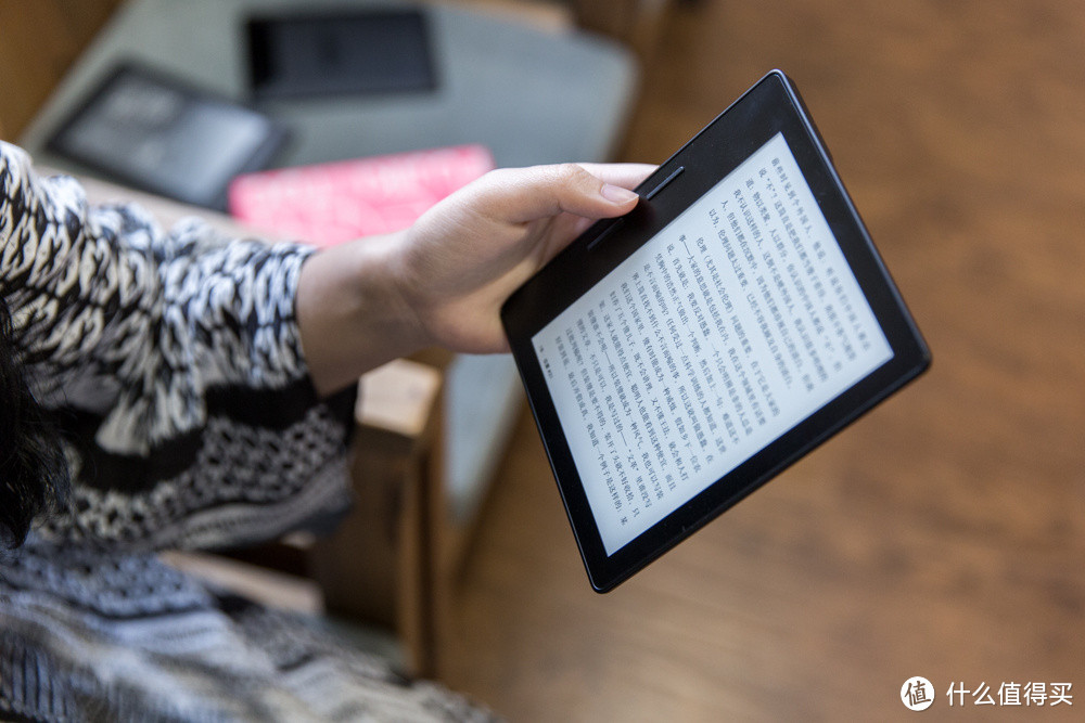 《到站秀》第44弹：Amazon 亚马逊 Kindle Oasis 电子书阅读器