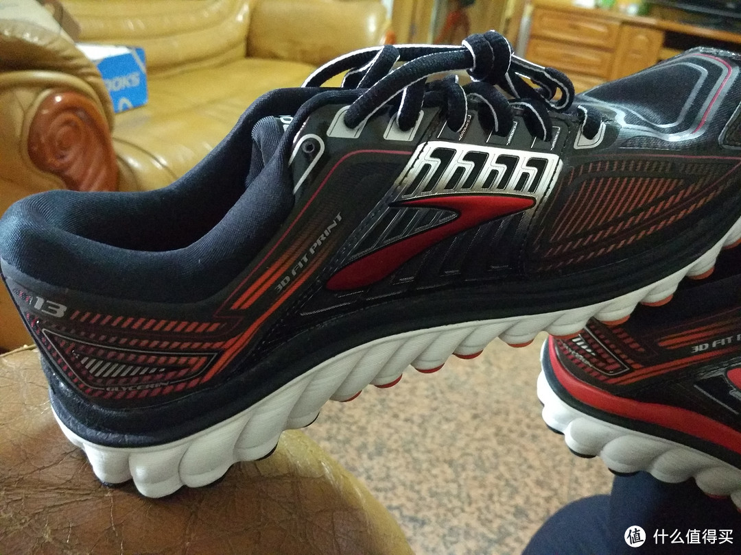 糙汉子的理想“情人“：Brooks 布鲁克斯 Glycerin 13 男款缓震跑鞋