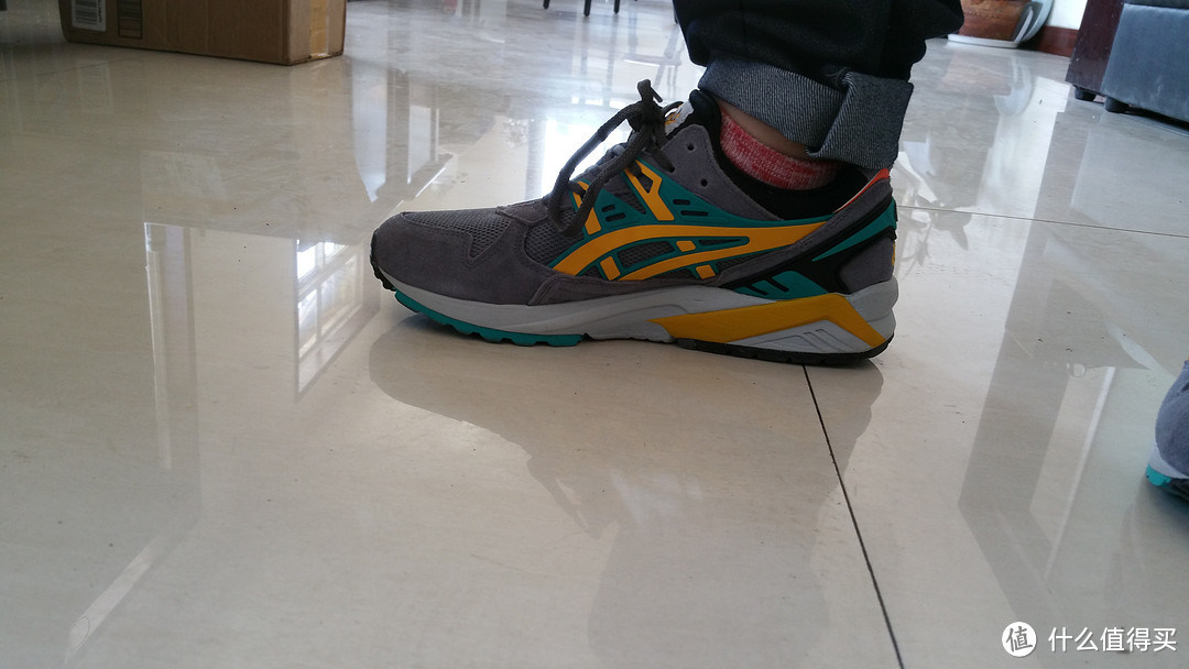 4.8号之后到手ASICS 亚瑟士 Gel-Kayano Trainer Grey/Gold Fusion 男款复古跑鞋