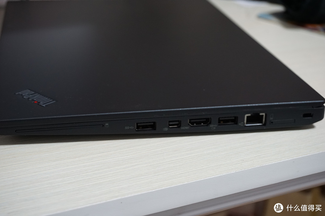 我的第一台小黑：ThinkPad T460S 简单评测