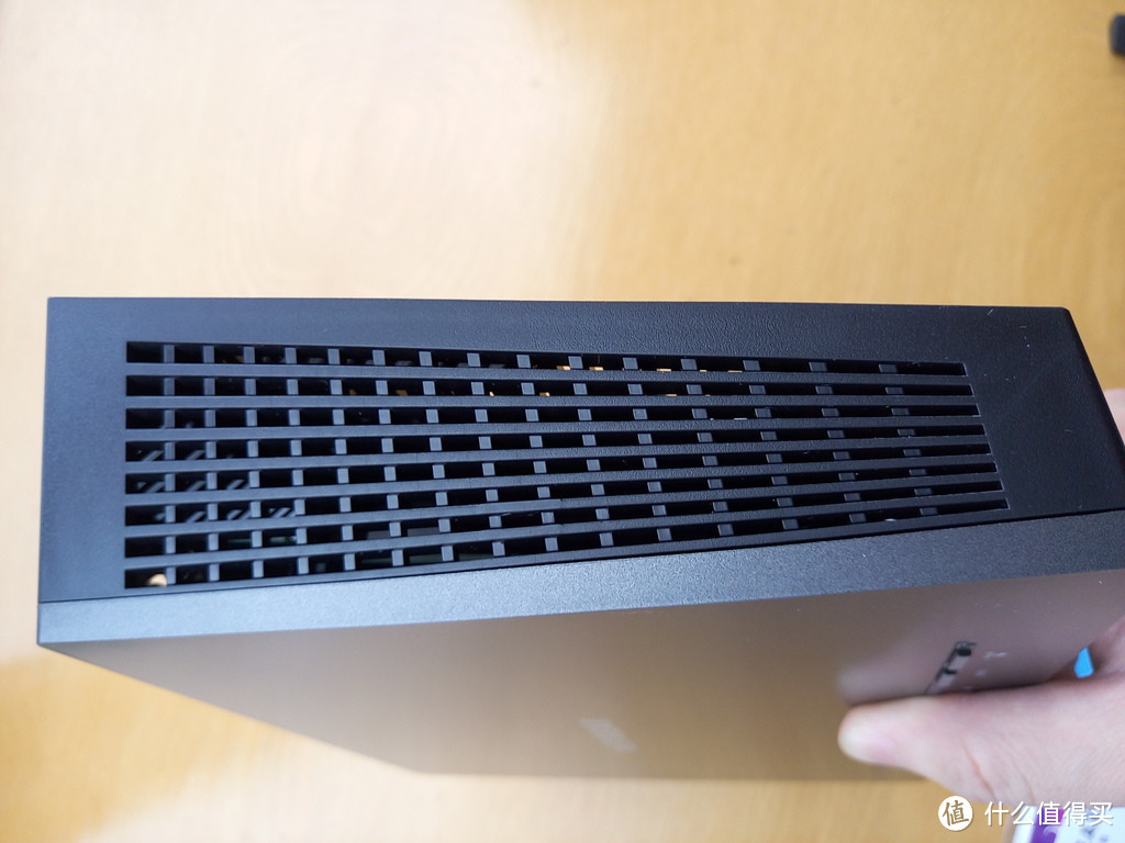 NETGEAR 美国网件 R6900 AC1900M 双频千兆无线路由器开箱评测