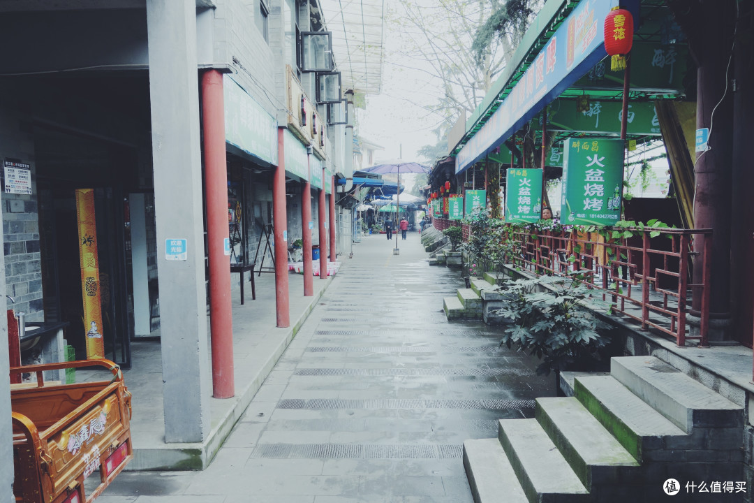 拜水都江堰(没去)问道青城山(没去):都江堰街子古镇一日游