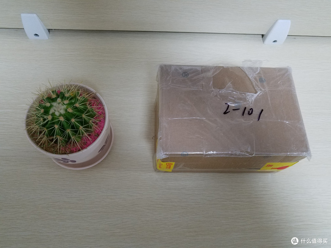 伪清新骚年买包记:PRADA 2M0010 SAFFIANO NERO 男士短款钱夹
