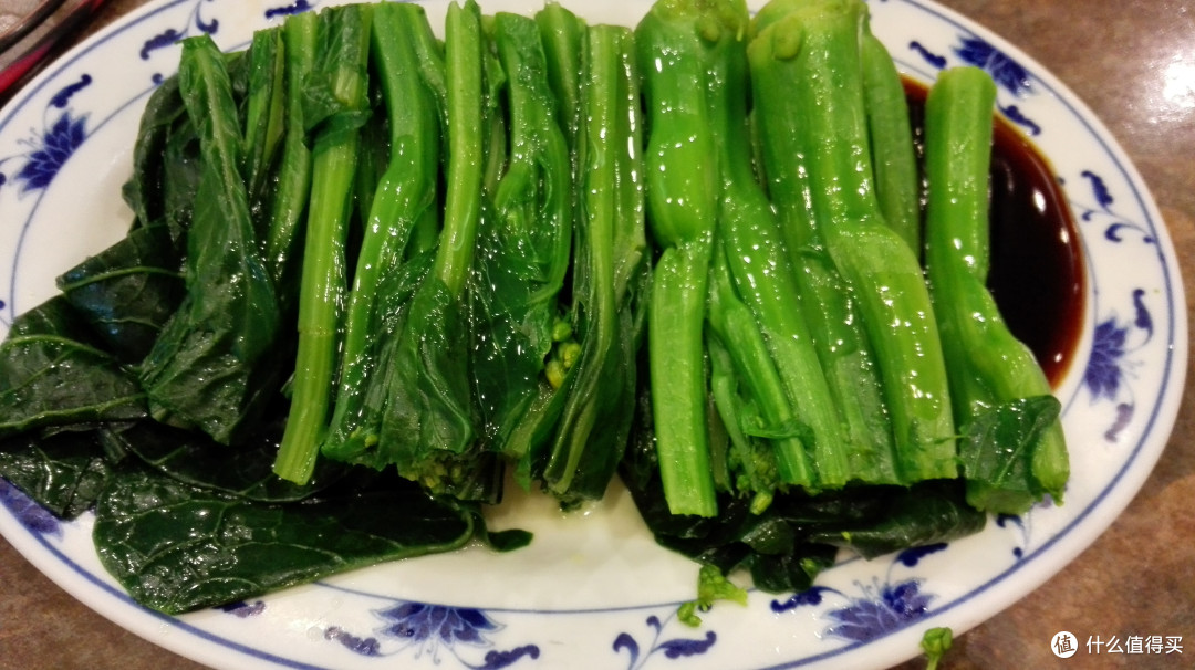 山峦间的绿水,城市间的僻静