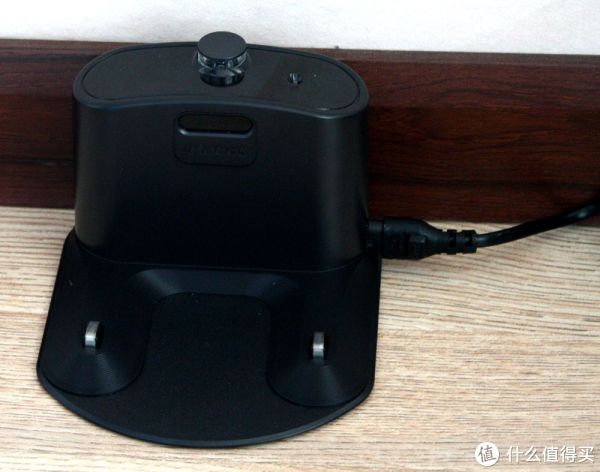 һһ˫֡׸ֹ iRobot ޲ 870 ɨػ