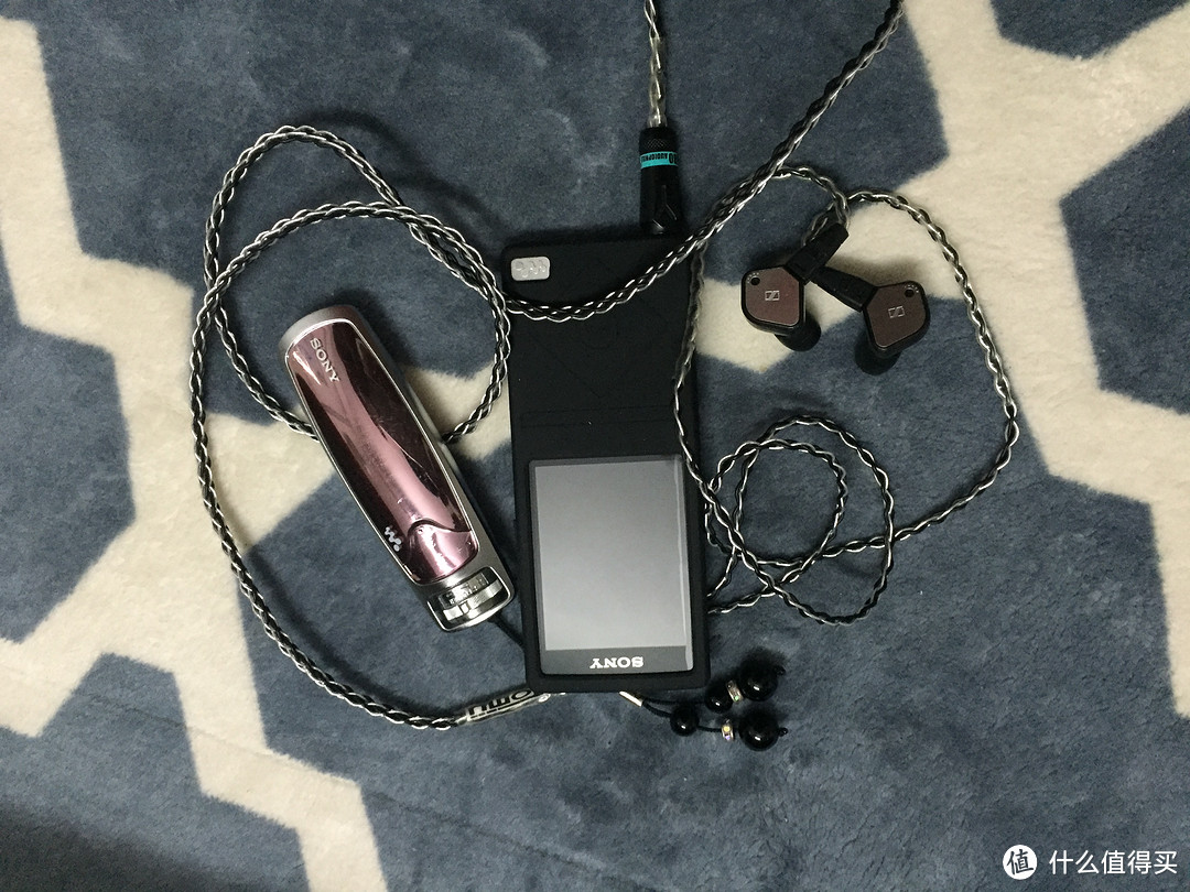 SONY 索尼 Walkman NW-A25 音乐播放器 伪开箱，鱼雷乱入