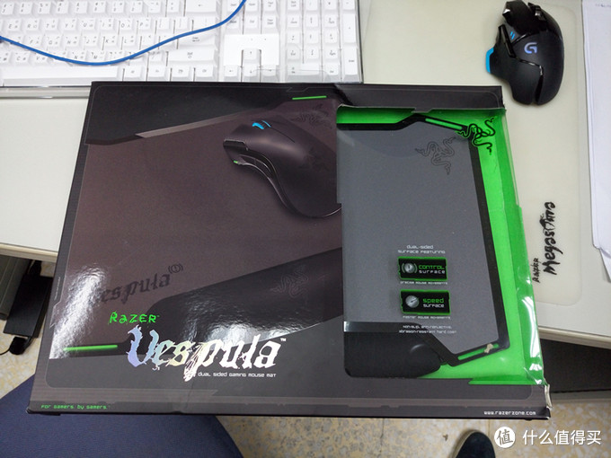 RaZER 雷蛇 Vespula 雷蛇黄斑胡蜂游戏鼠标垫开箱