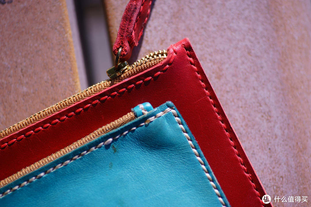 好事成双：自制蓝色染色植鞣革手拿包 & 升级版红色油蜡皮手拿包