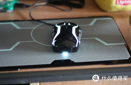 RaZER 雷蛇 Vespula 雷蛇黄斑胡蜂游戏鼠标垫开箱