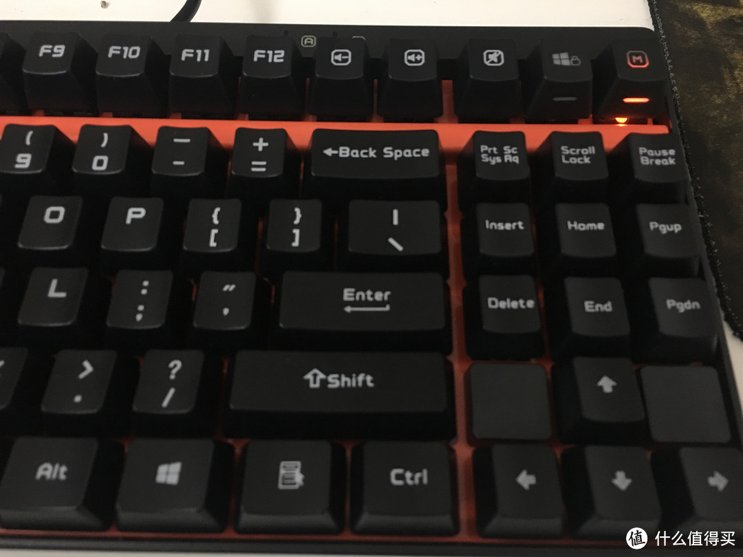 从一个外行一个初哥，来分享下我的Rapoo 雷柏 V500 黑轴机械键盘体验