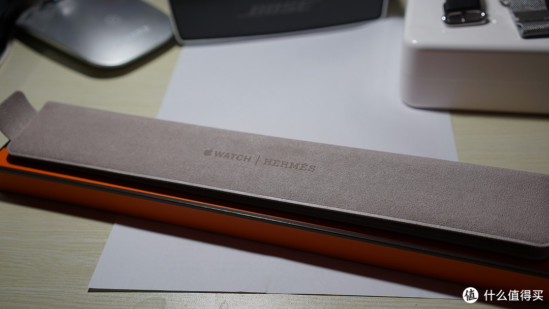 #首晒# 年轻人的第一件爱马仕 — Apple Watch Hermès 42 毫米 Fauve Barenia 棕色 Single Tour 表带