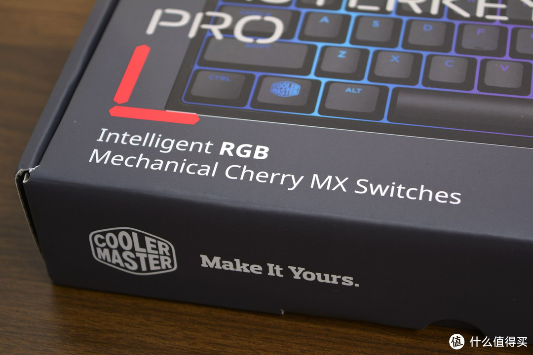 RGB键盘初体验——MasterKeys 酷冷至尊 Pro L RGB机械键盘