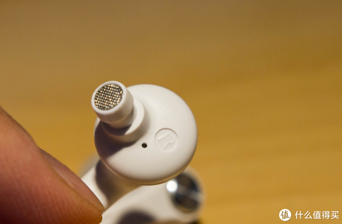 MI 小米 活塞耳机炫彩版 白色开箱