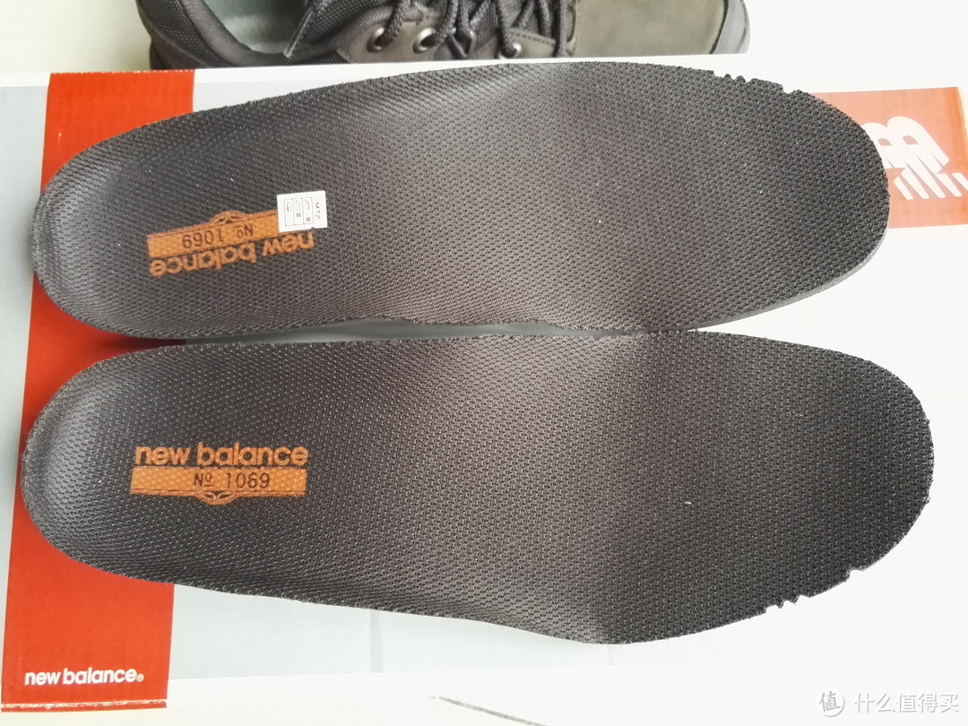 #本站首晒# 税改前夜的收获：英亚首单New Balance MW1069BR 男士低帮户外徒步鞋