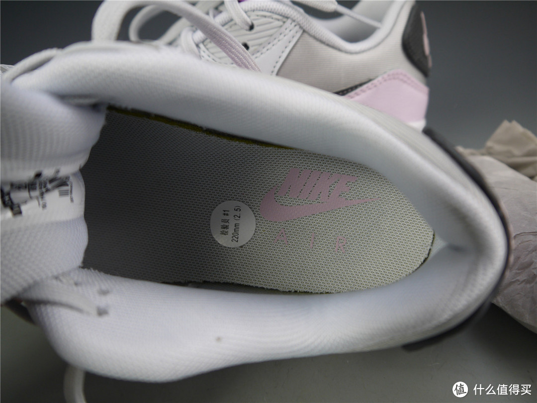 NIKE 耐克 2016款AIR MAX 90 ESSENTIAL女子气垫慢跑鞋晒单（附带Levi's经典款短袖晒单）