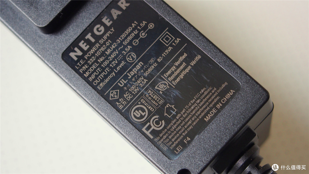 NETGEAR R7800 AC2600M 双频千兆无线路由器详细测评