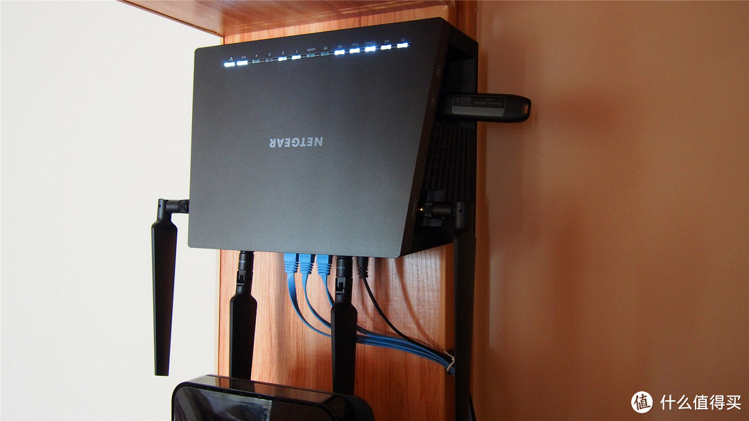 NETGEAR R7800 AC2600M 双频千兆无线路由器详细测评