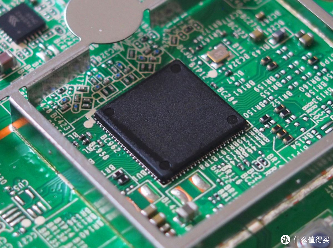 NETGEAR R7800 AC2600M 双频千兆无线路由器详细测评