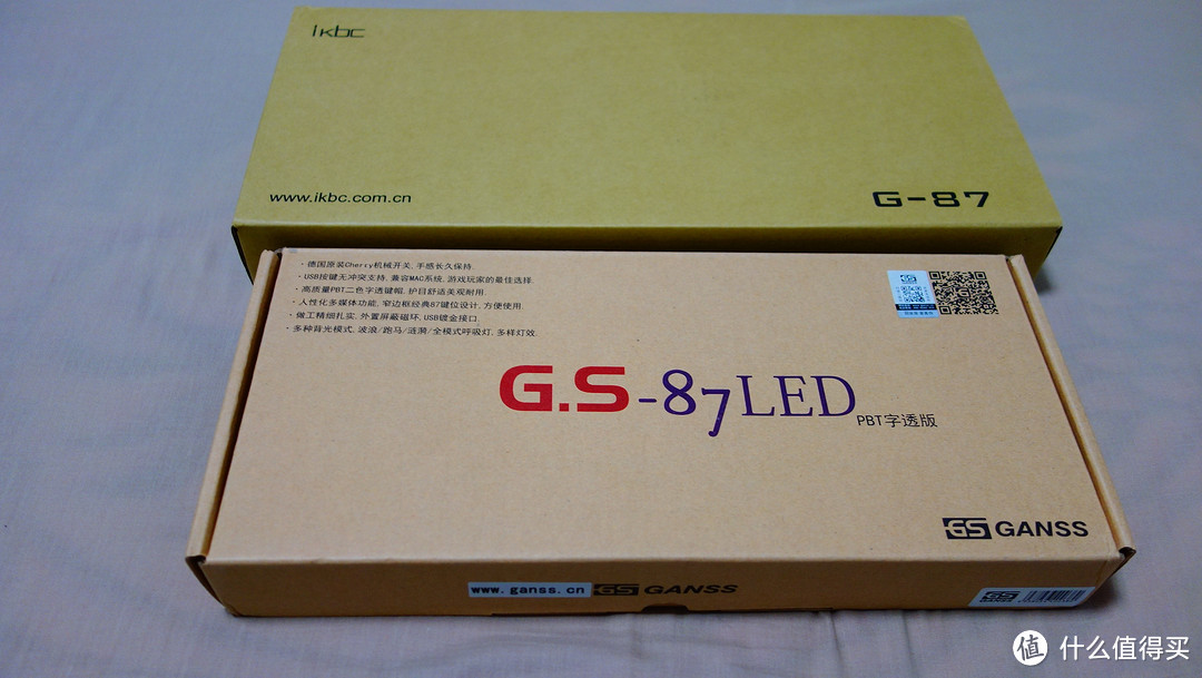 廉价的樱桃轴入门级机械键盘：高斯GANSS G.S - 87 LED背光 青轴机械键盘