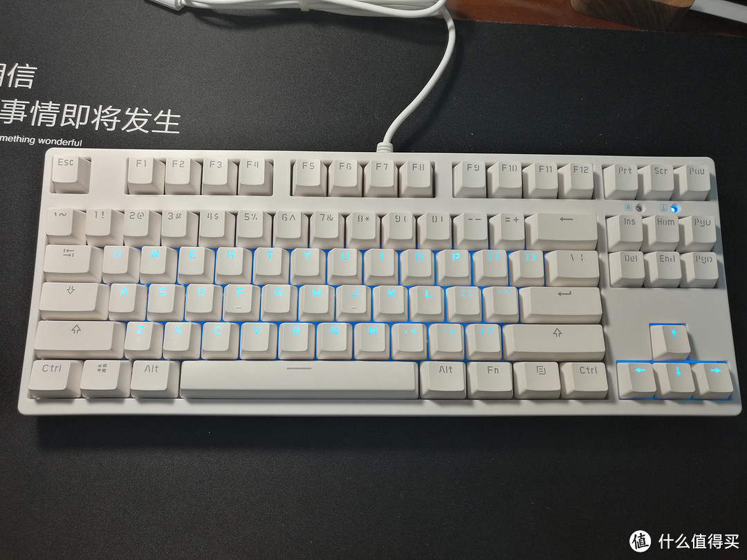 2016款GANSS高斯87键白色青轴机械键盘初体验