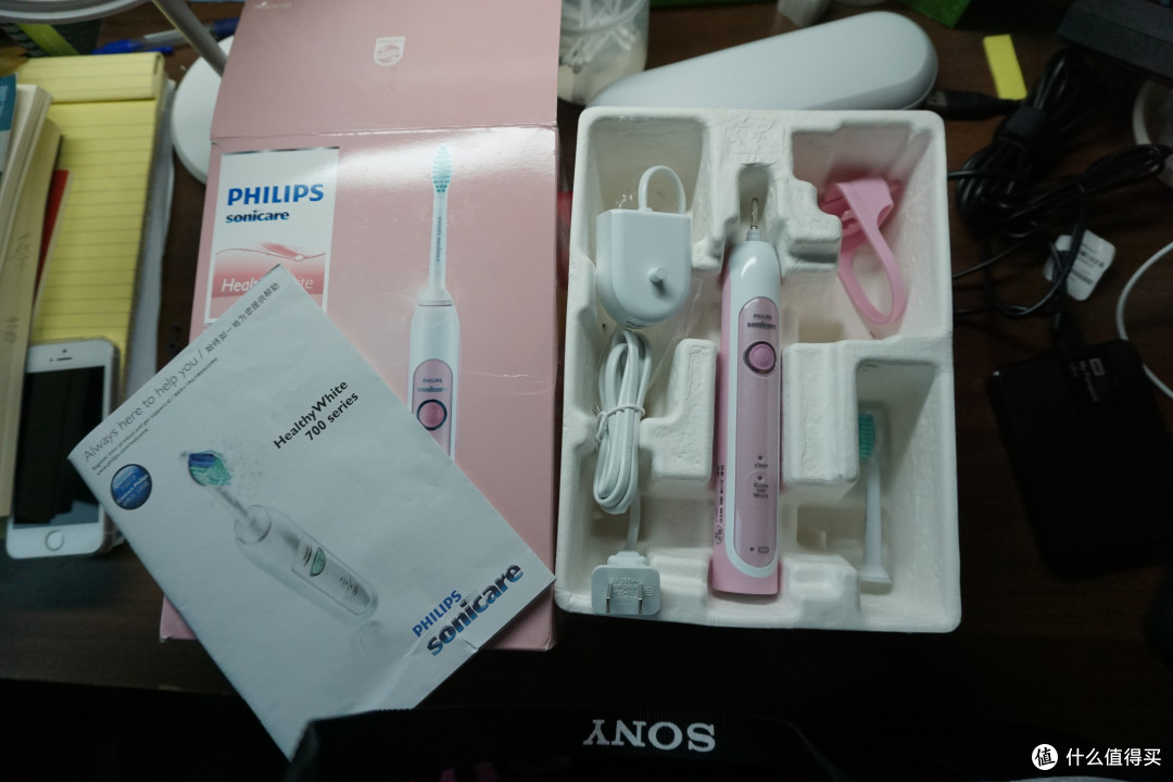 又是看上了你的颜：PHILIPS 飞利浦 HX6761 电动牙刷简单开箱