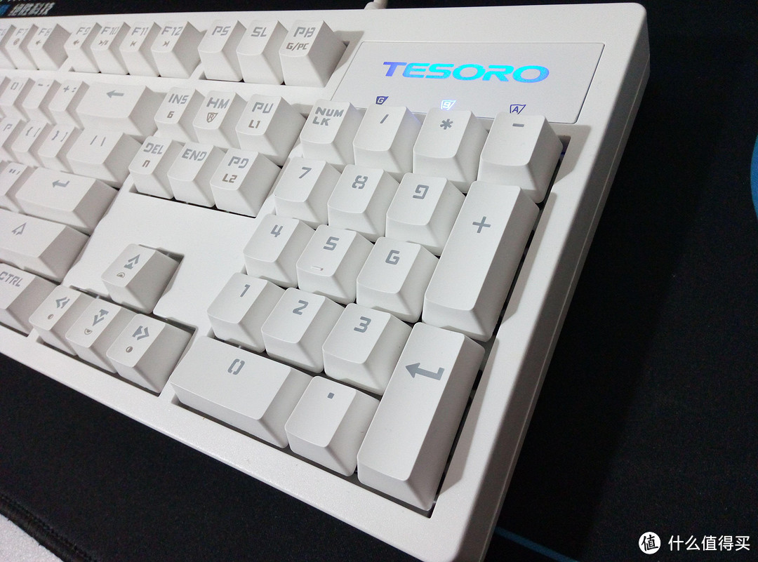TESORO 铁修罗 G7NL V2 机械键盘渐变色LOGO
