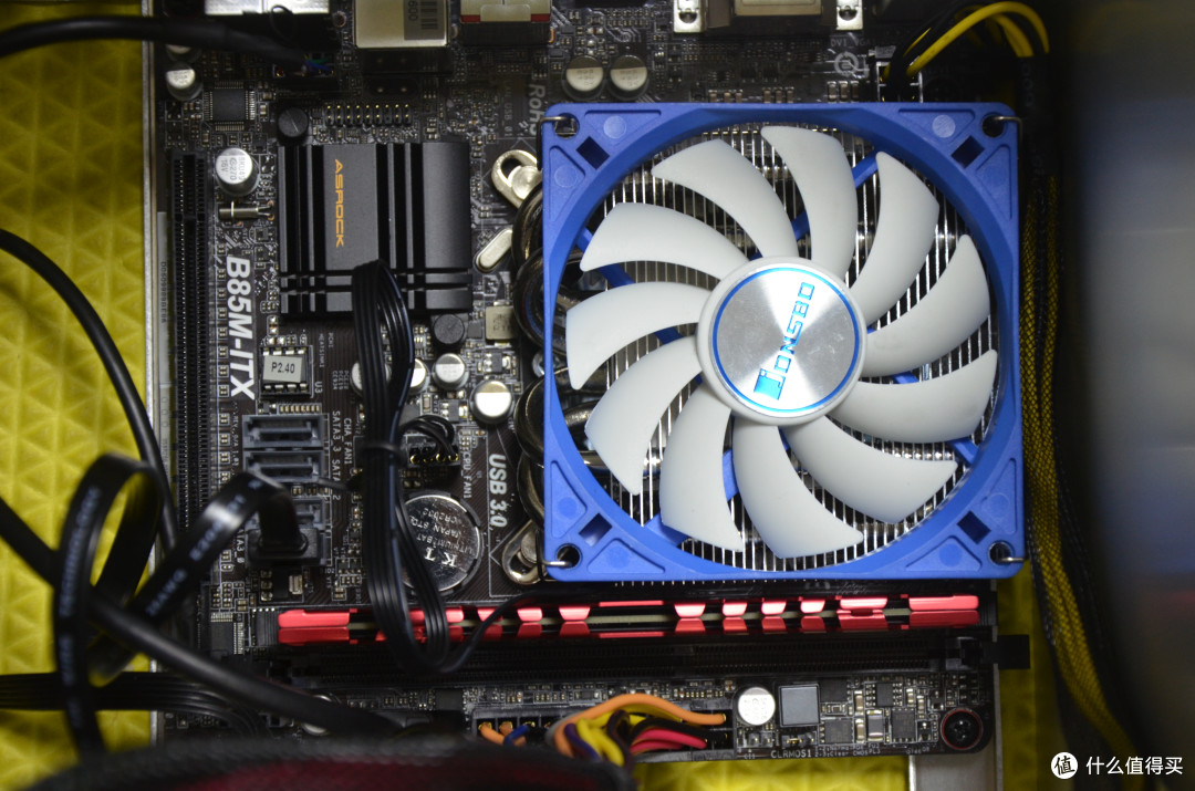 diao丝玩电脑之小机箱更换jonsbo乔思伯hp400散热器