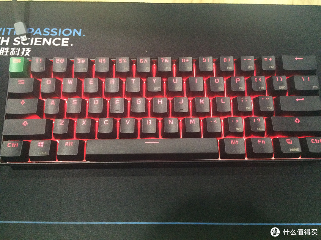 安妮 蓝牙 RGB 机械键盘 使用浅谈