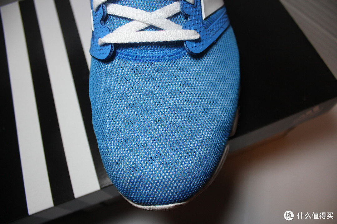 Adidas 阿迪达斯 AQ4687 清风系列 男跑步鞋