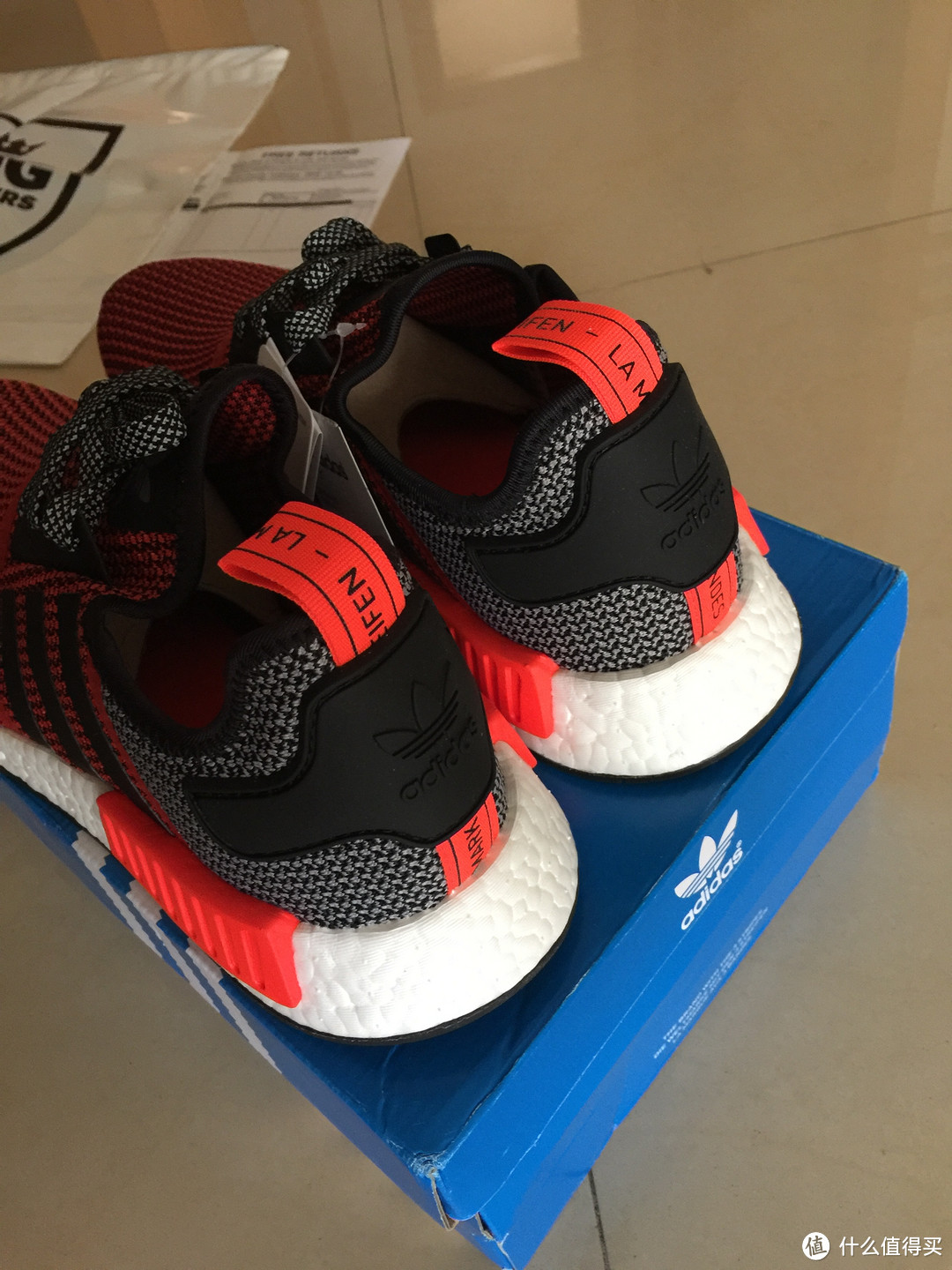 混迹大妈两年第一篇晒单，adidas Originals NMD Runner洛杉矶配色＆东京配色，顺晒乳腺癌配色のKD8