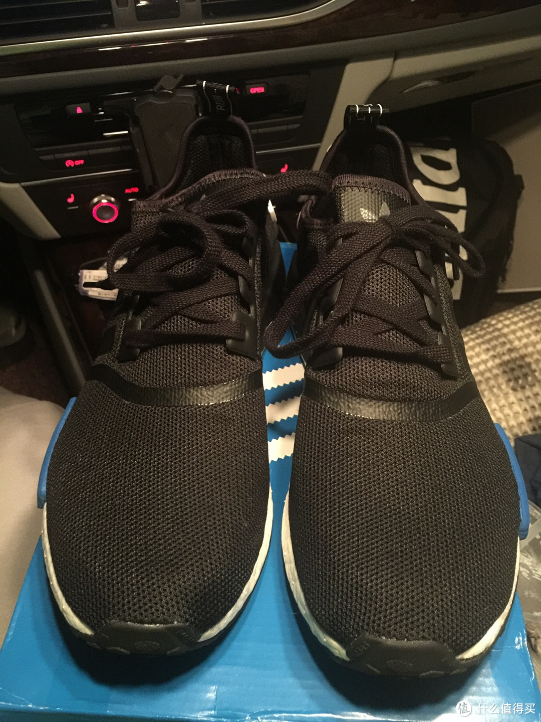 混迹大妈两年第一篇晒单，adidas Originals NMD Runner洛杉矶配色＆东京配色，顺晒乳腺癌配色のKD8