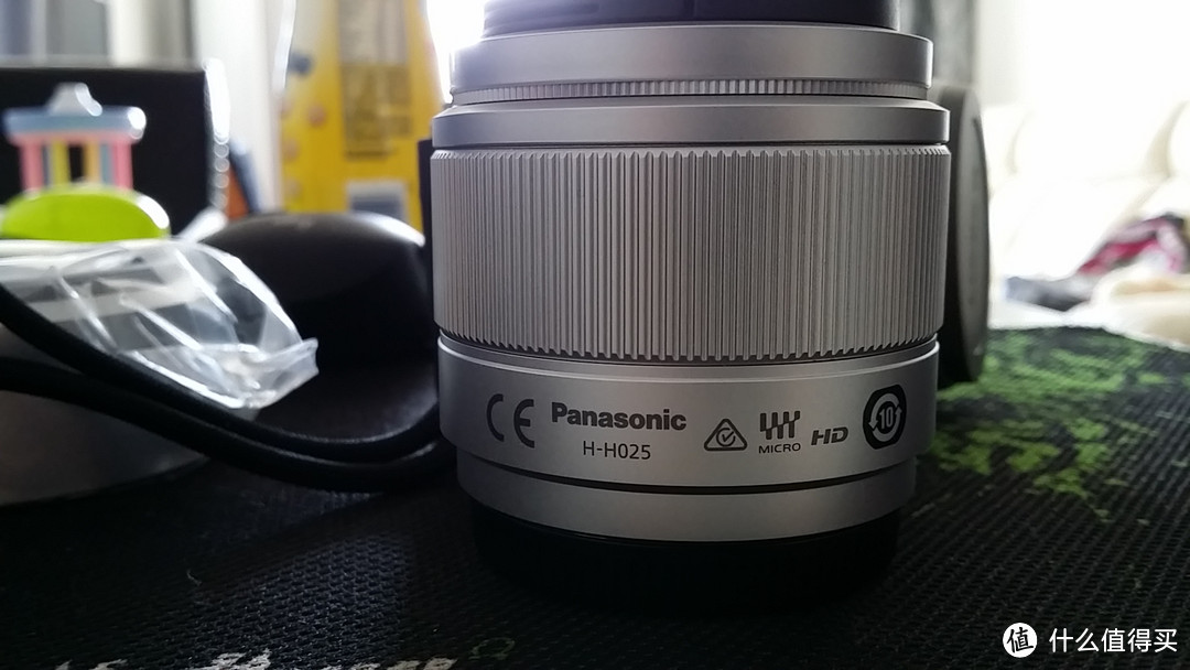 Panasonic 松下 H-H025-S 25mm F1.7 标准定焦镜头 (银色）