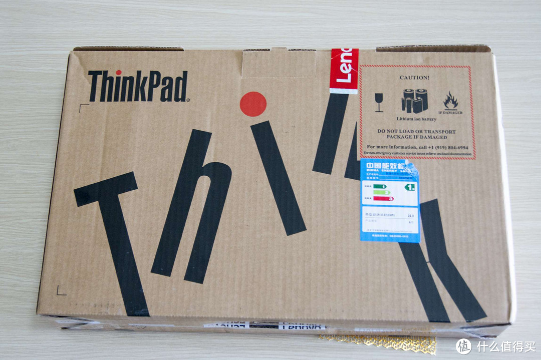 不是小黑的小黑：ThinkPad New S2 笔记本电脑开箱
