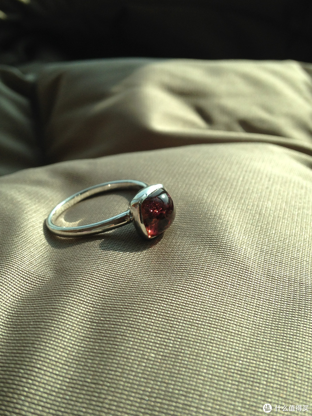 #值业收藏家#赤橙黄绿青蓝紫——恶龙的宝石戒指们
